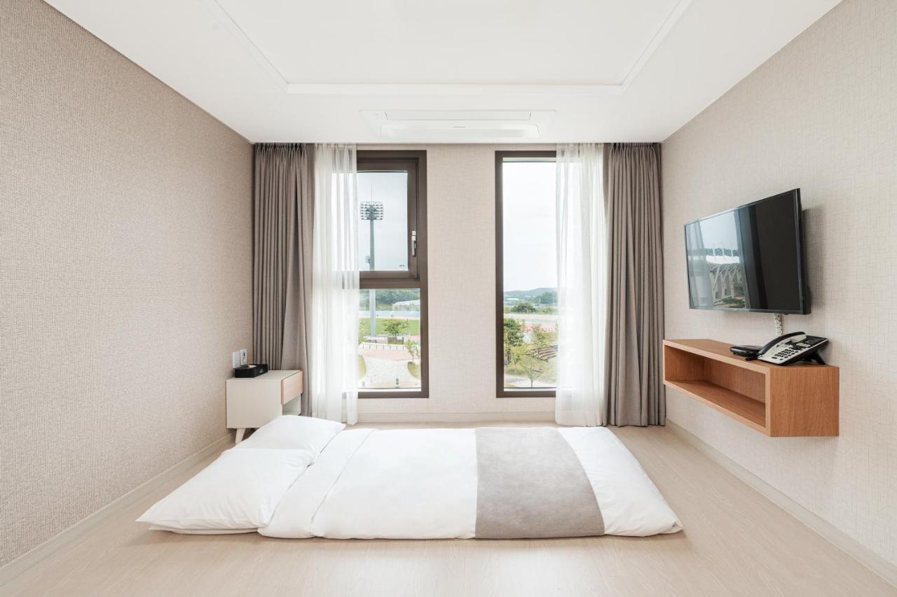 Centummark Hotel Yangyang Extérieur photo